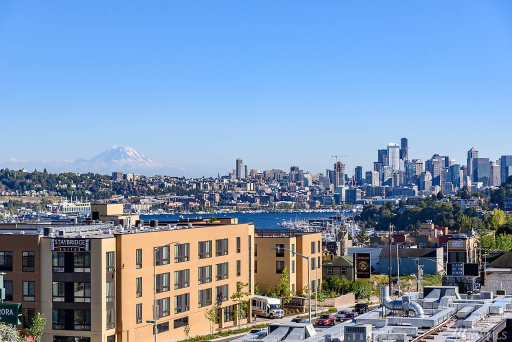 4031 Aurora Ave N Unit 402 Unit 402 Seattle WA 98103