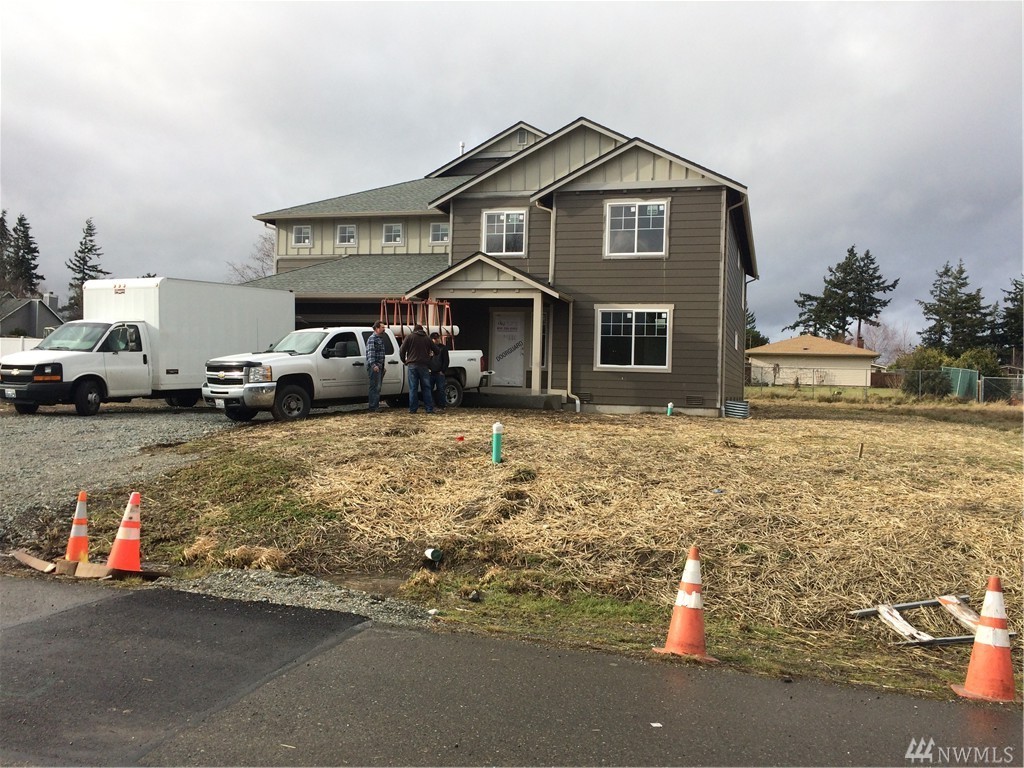 703 N 17th St Unit  Mount Vernon WA 98273