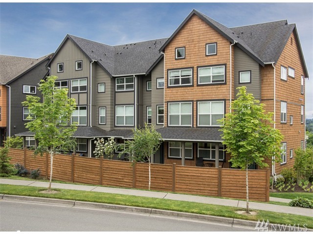 10458 157th Pl NE Unit 102 Unit 102 Redmond WA 98052