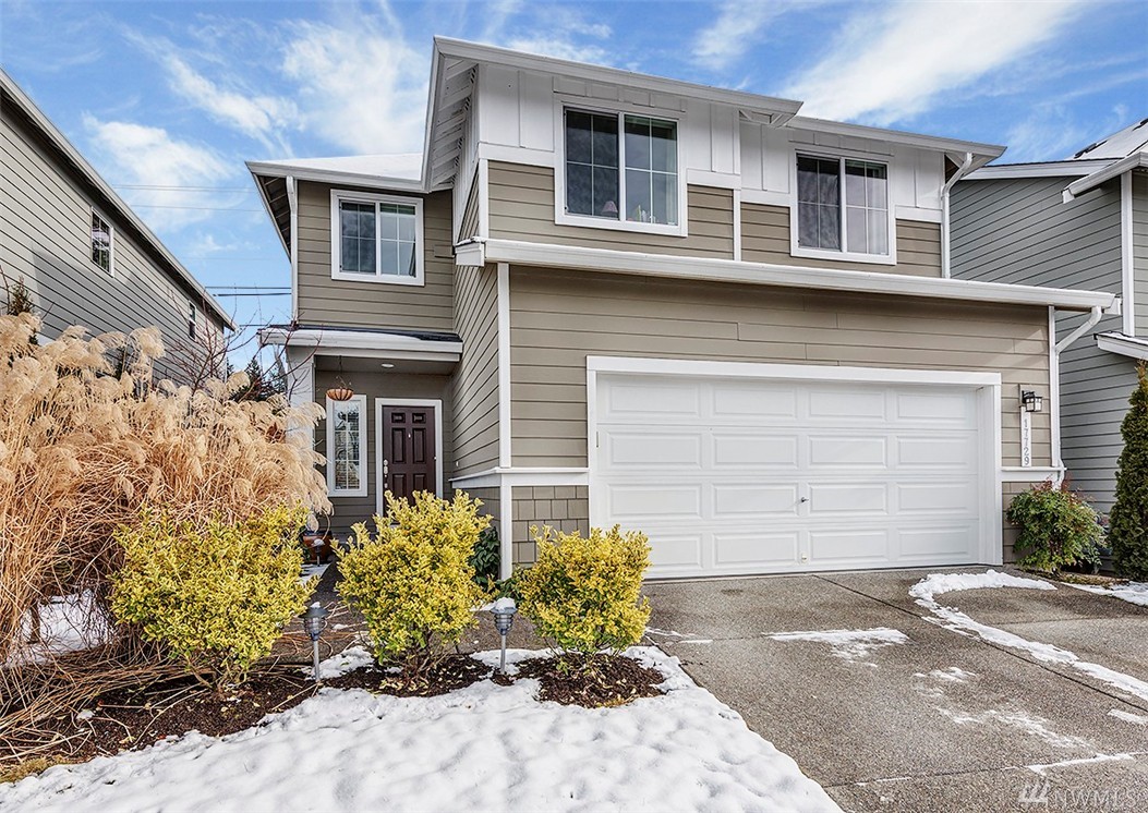 17729 39th Dr SE Unit  Bothell WA 98012