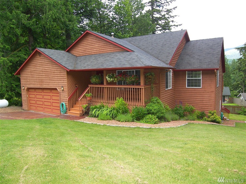 528 E Alder Dr Unit  Glenhaven WA 98284