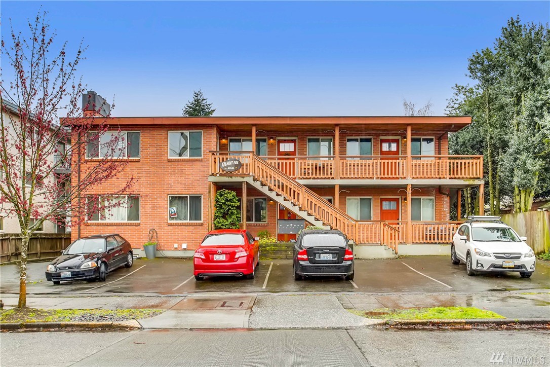 461 N 45th St Unit 2 Unit 2 Seattle WA 98103