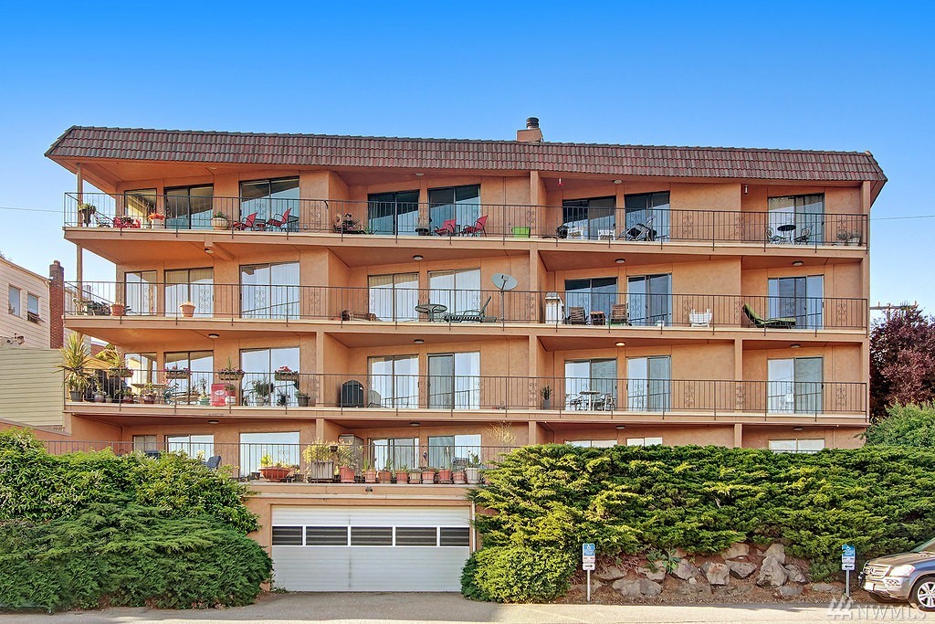 3905 4th Ave NE Unit 201 Unit 201 Seattle WA 98105