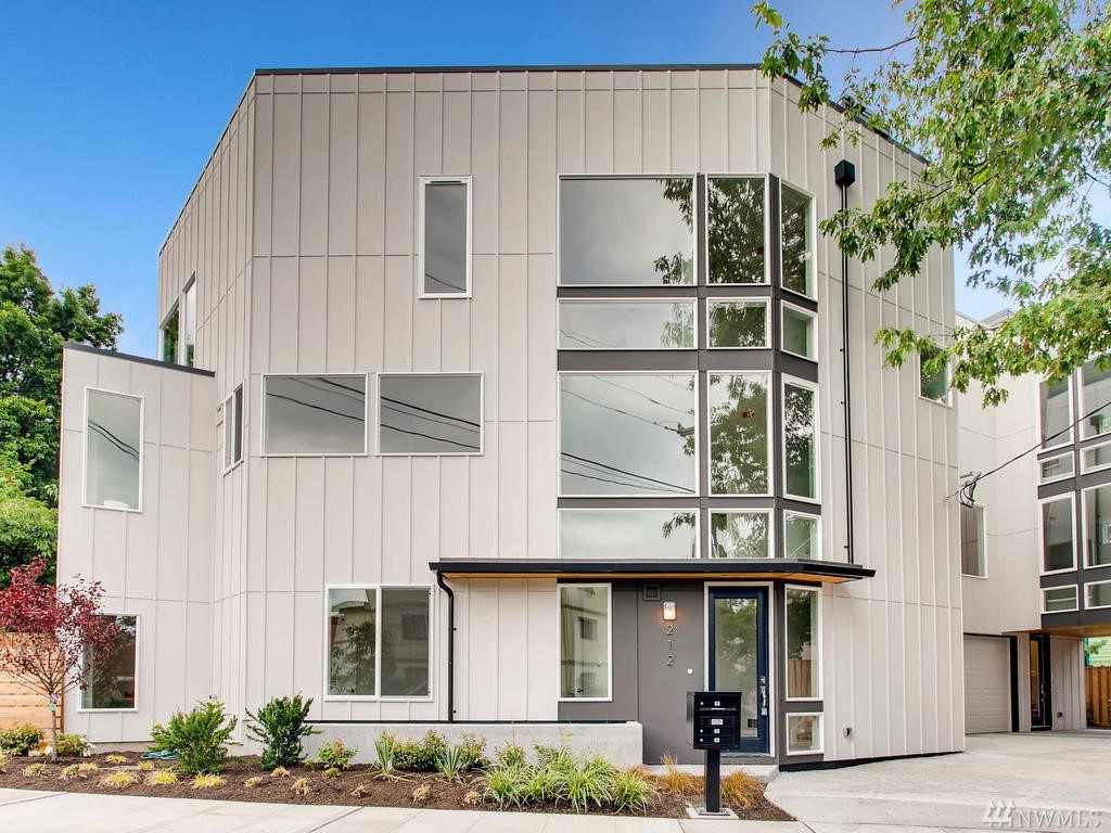 212 26th Ave S Seattle WA 98144
