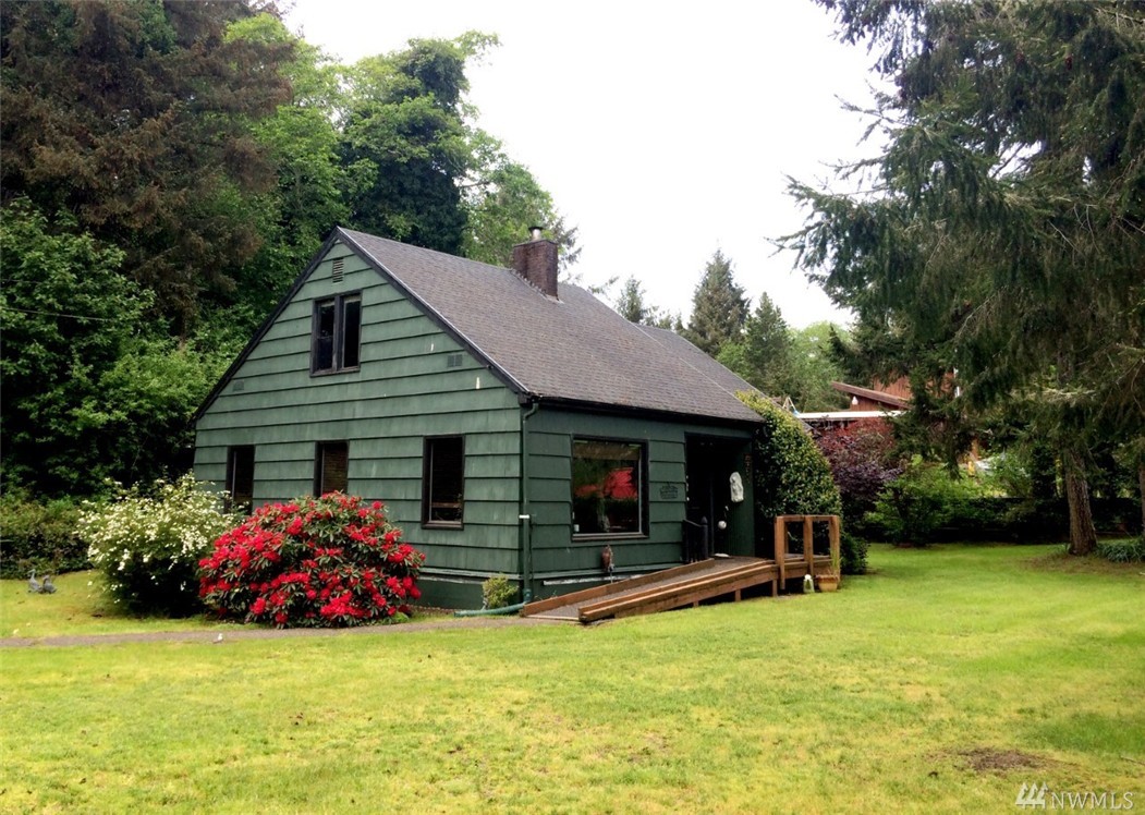 2921 State Rt 105 North Cove WA 98547