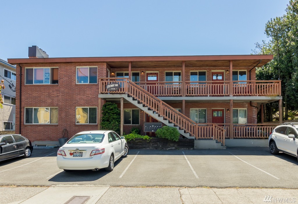 461 N 45th St Unit 4 Unit 4 Seattle WA 98103