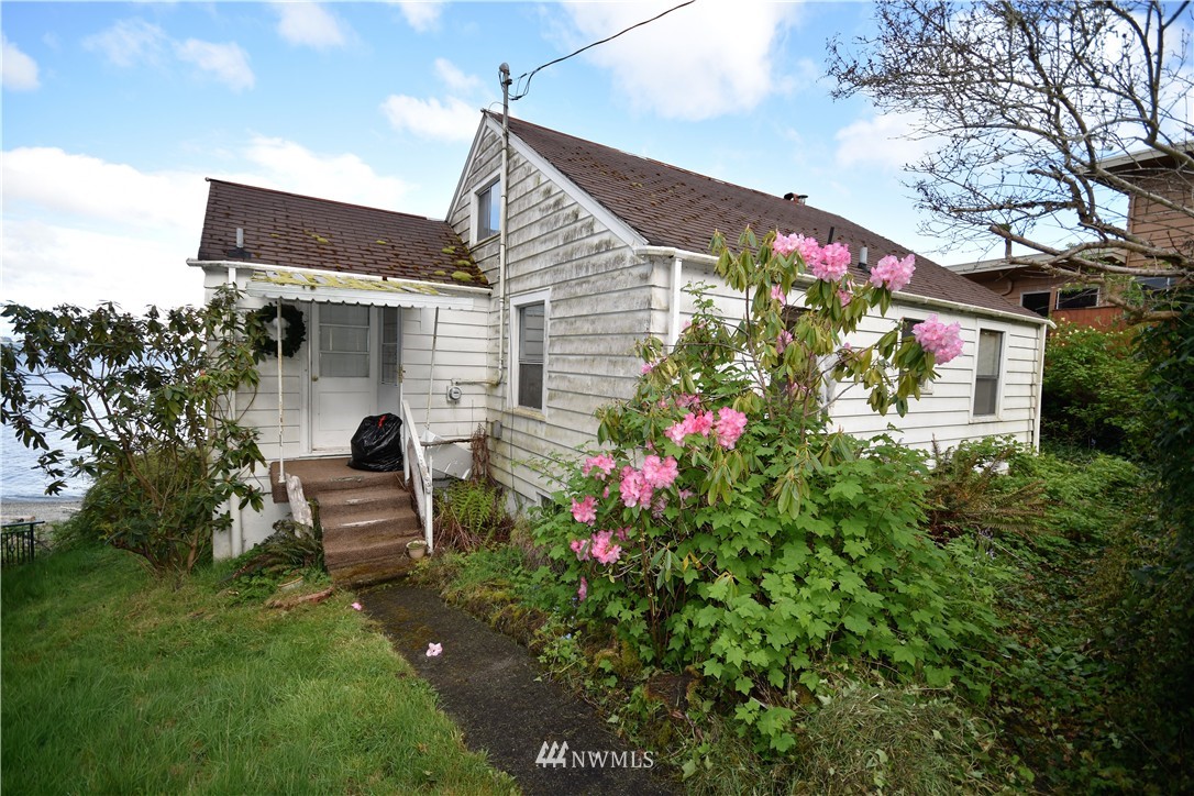 2089 E Randall Ln Manchester WA 98353