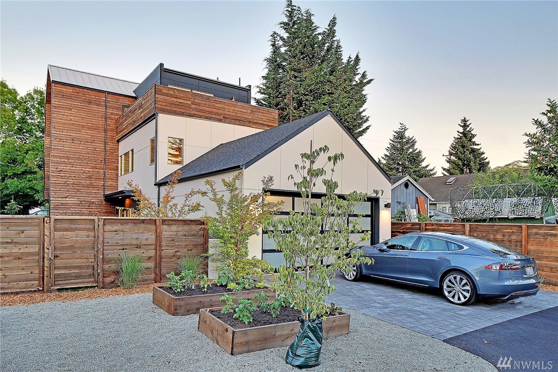 6221 Flora Ave S Seattle WA 98108