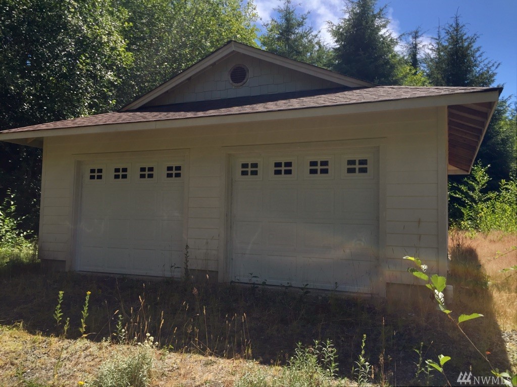 96 Freedom Pl Unit  Joyce WA 98363