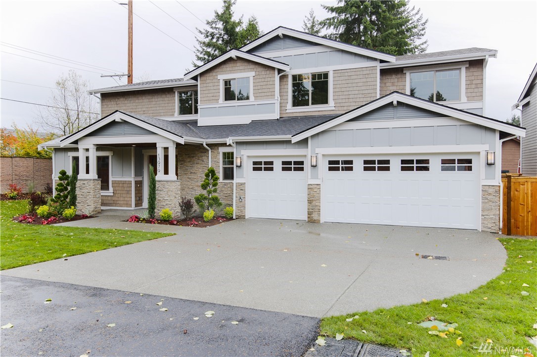 13979 SE 1st St Unit  Bellevue WA 98005