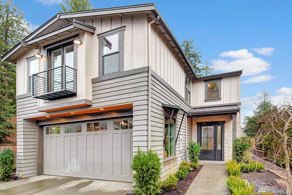 3838 94th Ave NE Unit  Yarrow Point WA 98004