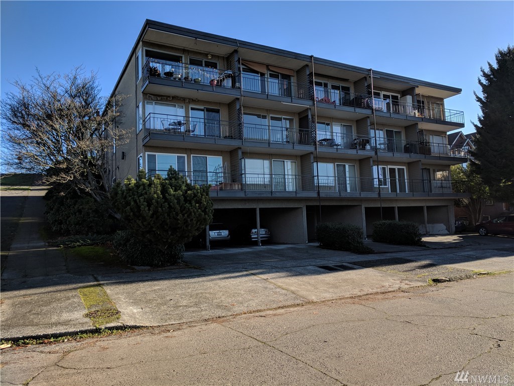 303 N 44th St Unit 104 Unit 104 Seattle WA 98103