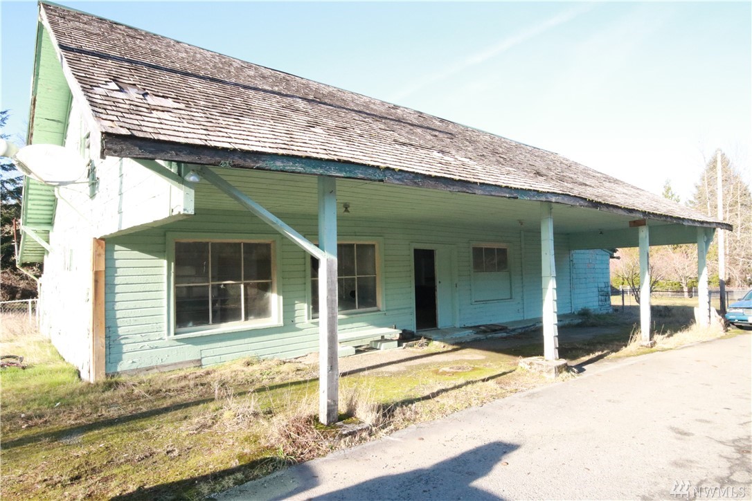 5479 US Highway 101 Neilton WA 98566