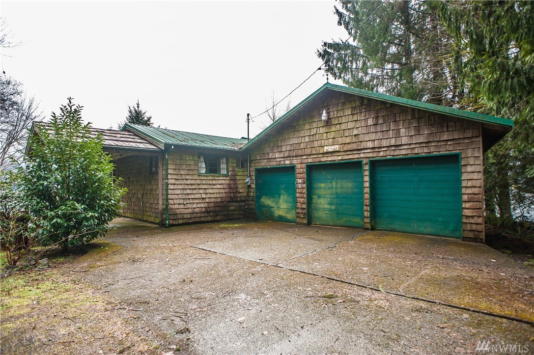 94 Lakeview Dr Unit  Amanda Park WA 98526