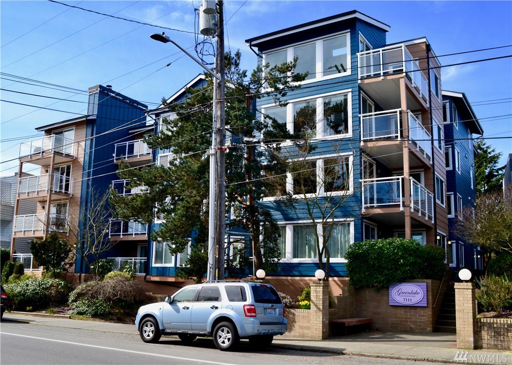 7111 Linden Ave N Unit 303 Unit 303 Seattle WA 98103