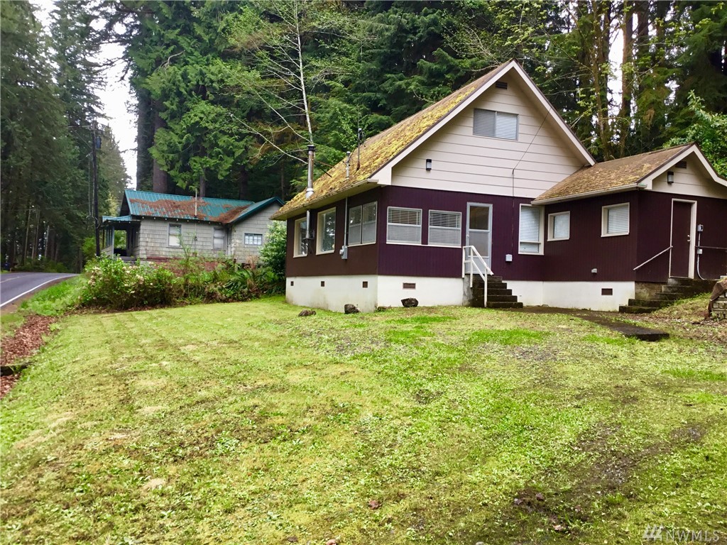 416 S South Shore Rd Unit  Quinault WA 98575