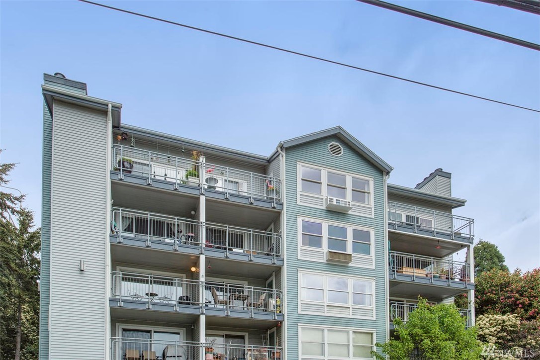 909 N 35th St Unit 203 Unit 203 Seattle WA 98103