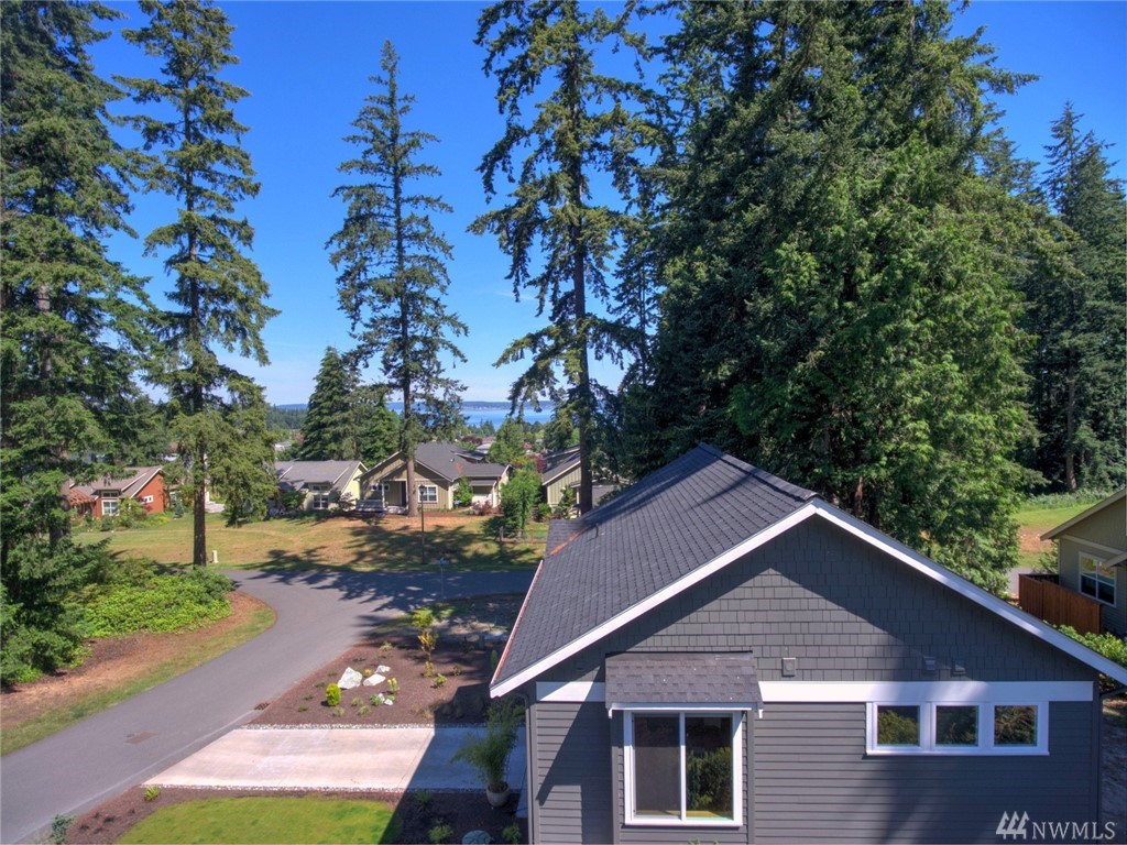 1098 Village Loop Langley WA 98260