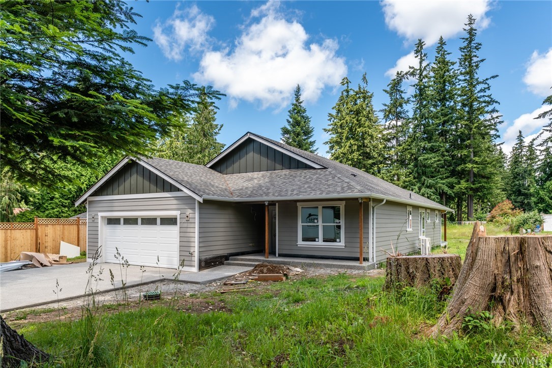 8227 319th St NW Unit  Stanwood WA 98292