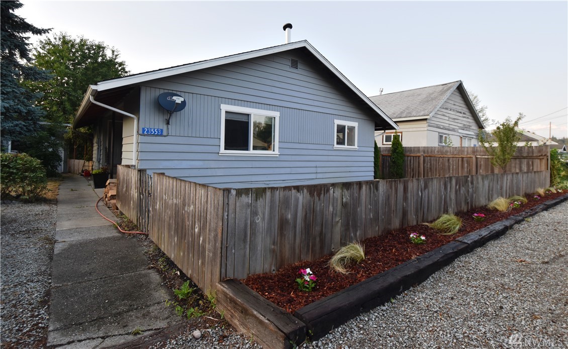 23553 Pringle St Clear Lake WA 98235