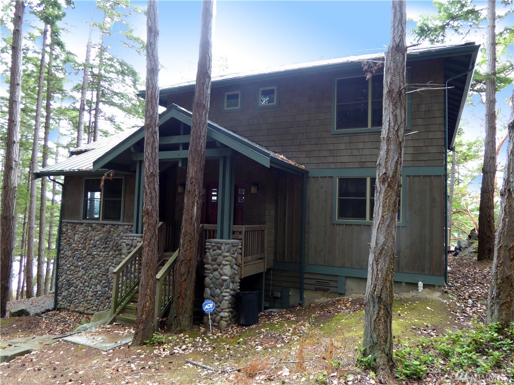 1329 Chinook Way Unit  Center Island WA 98261