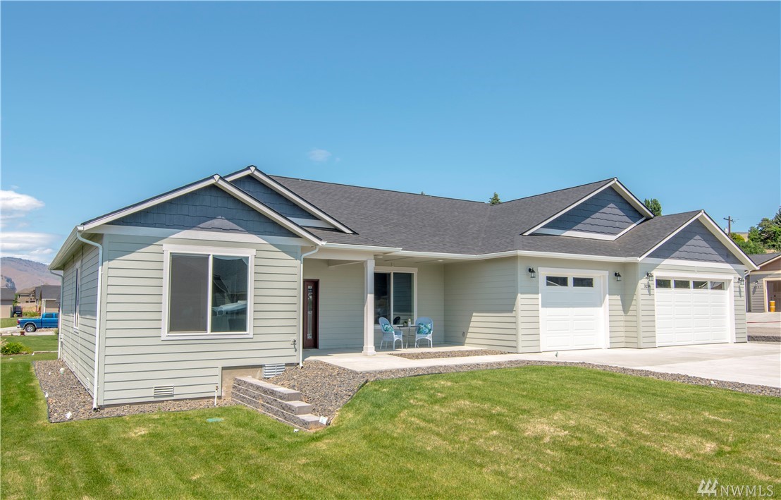 3234 NW Evergreen Ct Unit  East Wenatchee WA 98802