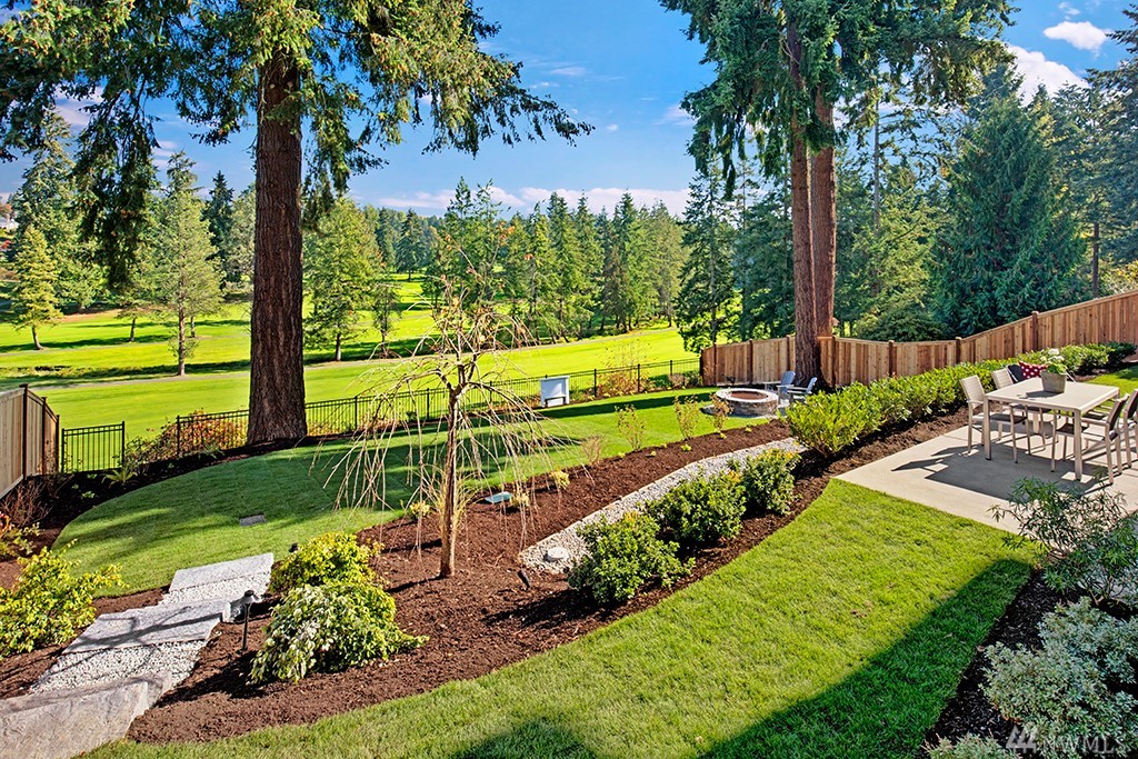 104 130th Ave SE Bellevue WA 98005