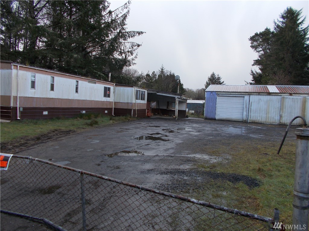1065 Pine St Unit  North Cove WA 98547