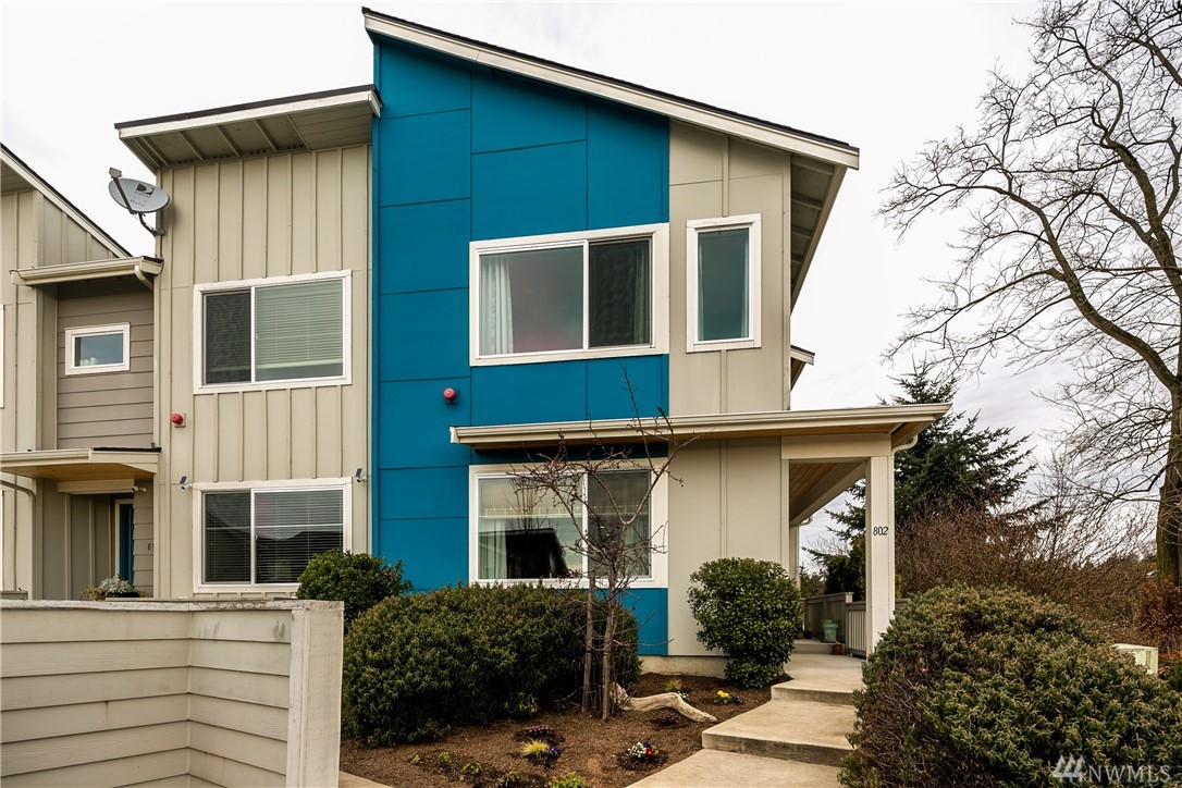 802 SW 96th Pl Unit  Seattle WA 98106