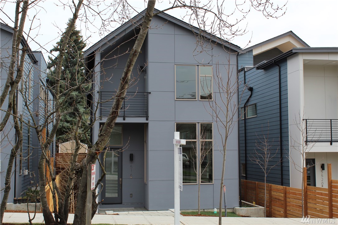 5516 16th Ave S Unit  Seattle WA 98108
