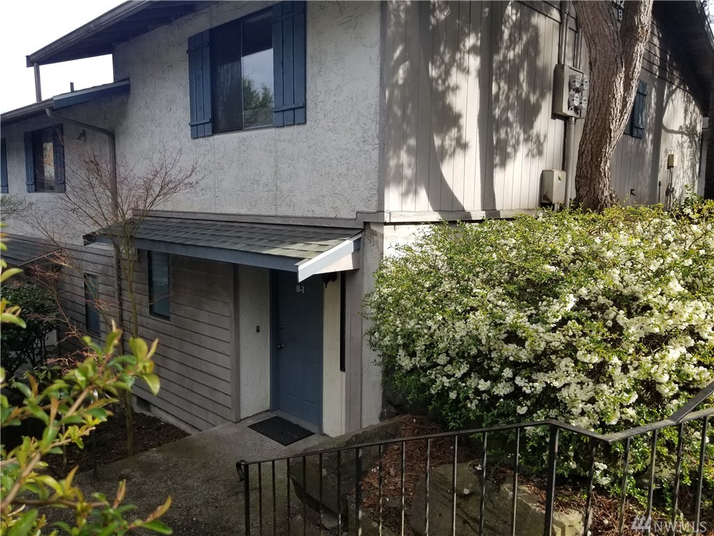 19230 15th Ave NE Unit B1 Unit B1 Shoreline WA 98155