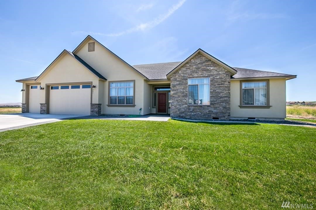 907 8th Ave Unit  Ephrata WA 98823