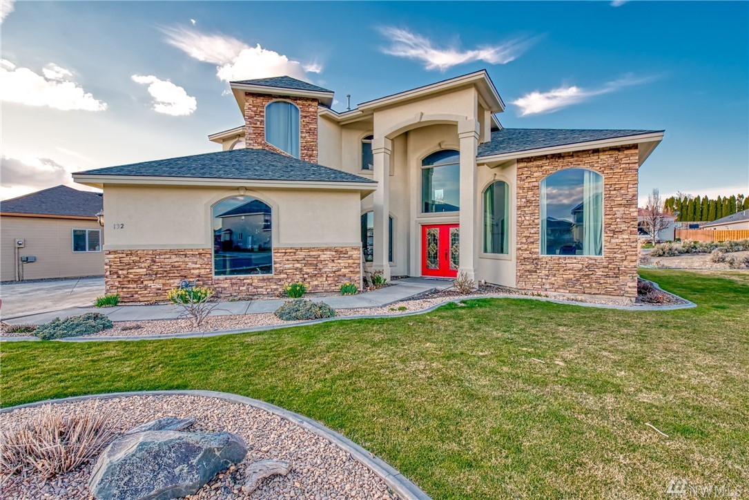 132 Erica Dr Benton City WA 99352