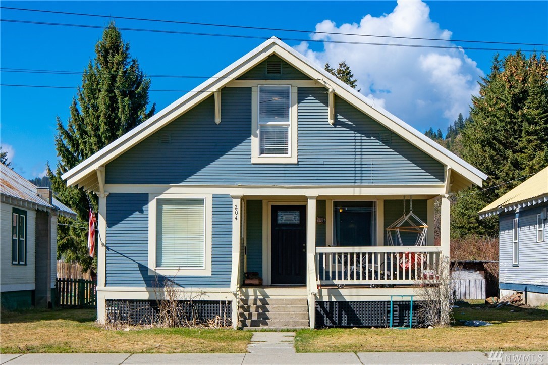 204 Central Ave Ione WA 99139