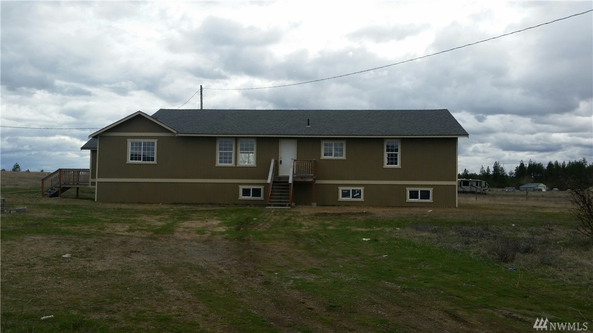 15827 N Dover Rd Nine Mile Falls WA 99026