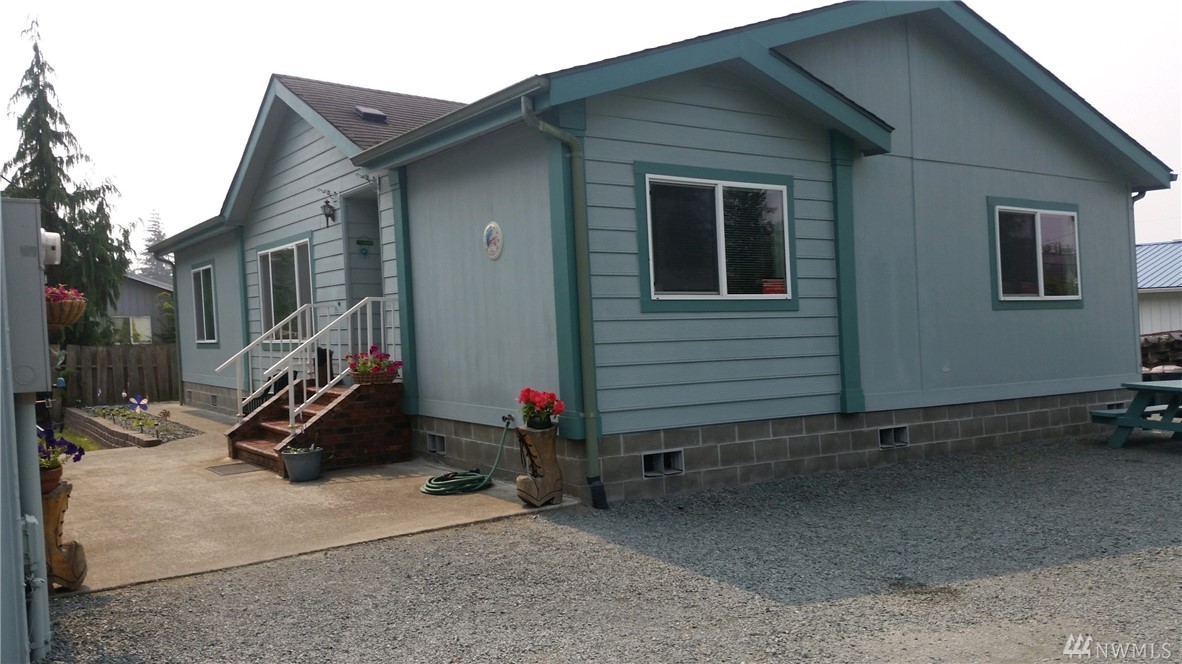 12370 N Mill St Unit  Clear Lake WA 98235