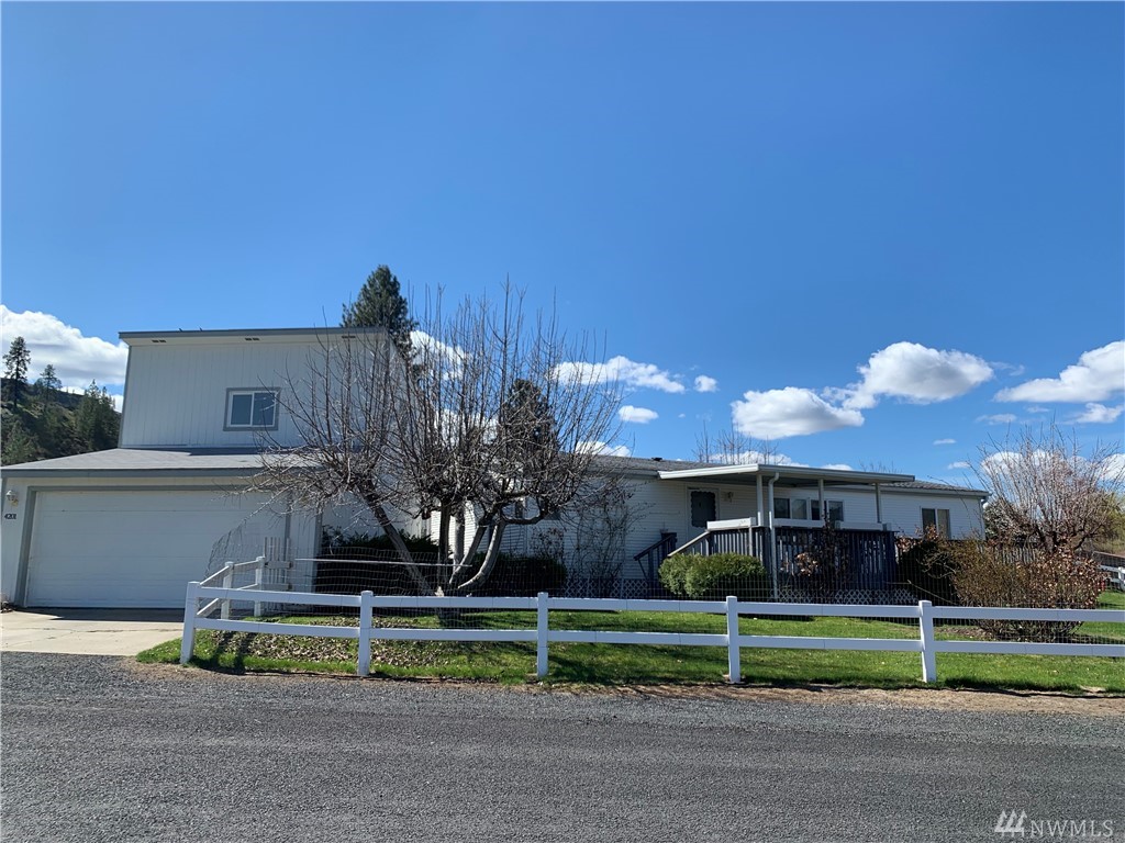 4201 Southwind Dr Unit  Seven Bays WA 99122
