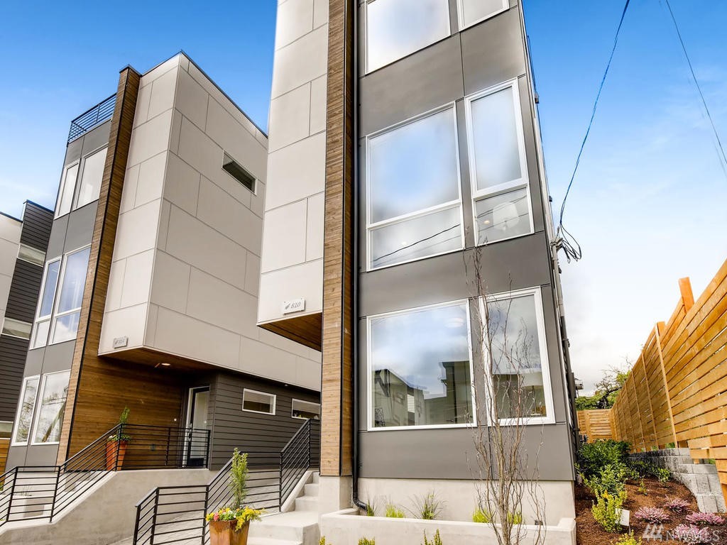 810 NW 53rd St Seattle WA 98107