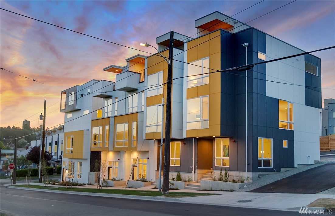2414 S Plum St Unit  Seattle WA 98144
