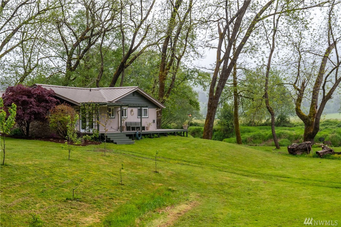 368 Loop Rd Grays River WA 98621