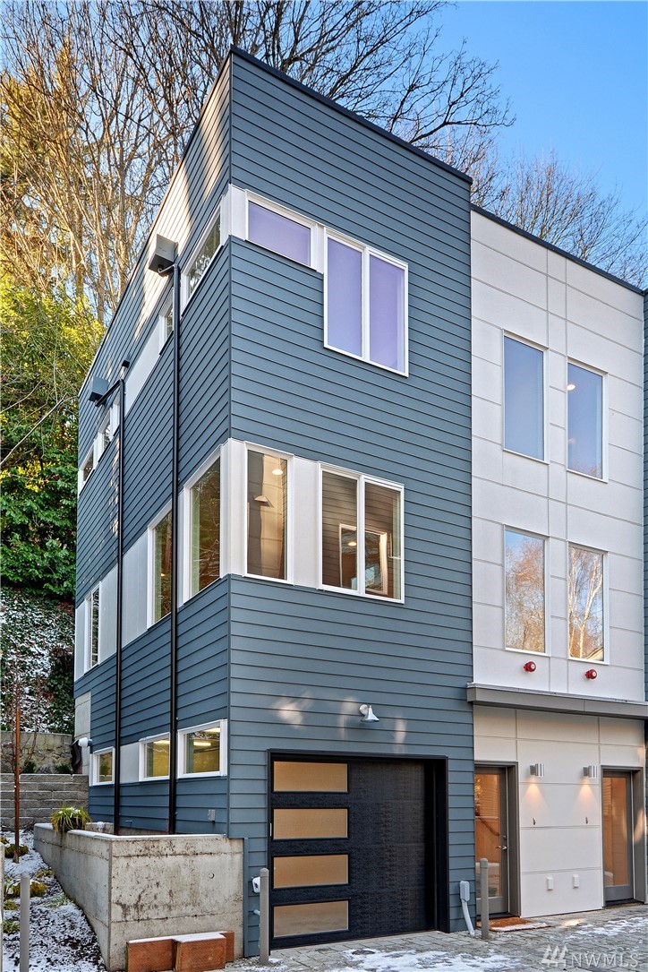 2619 3rd Ave W Unit  Seattle WA 98119