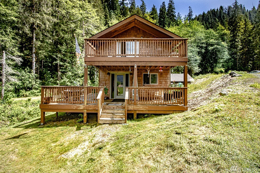 910 South Shore Rd Quinault WA 98575