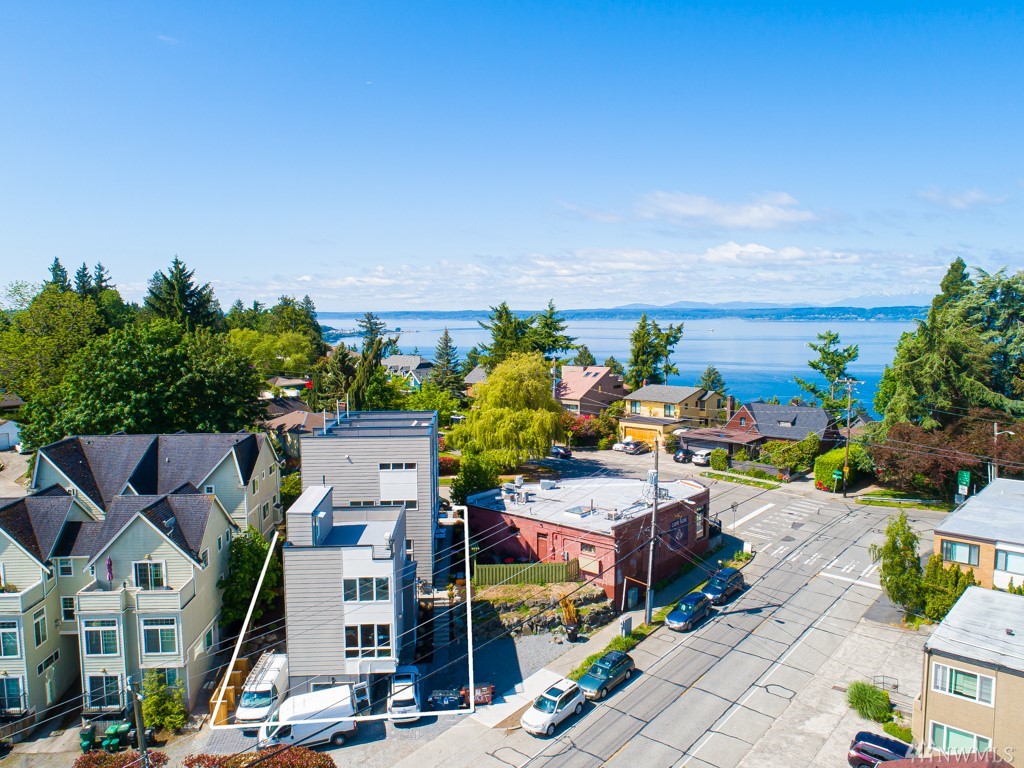 8382 Loyal Way NW Unit  Seattle WA 98117