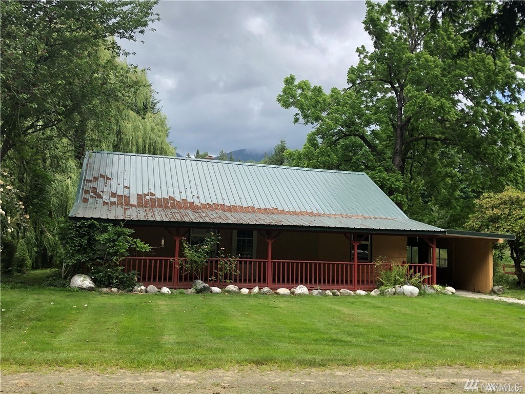 511 A Division St Unit  Hamilton WA 98255