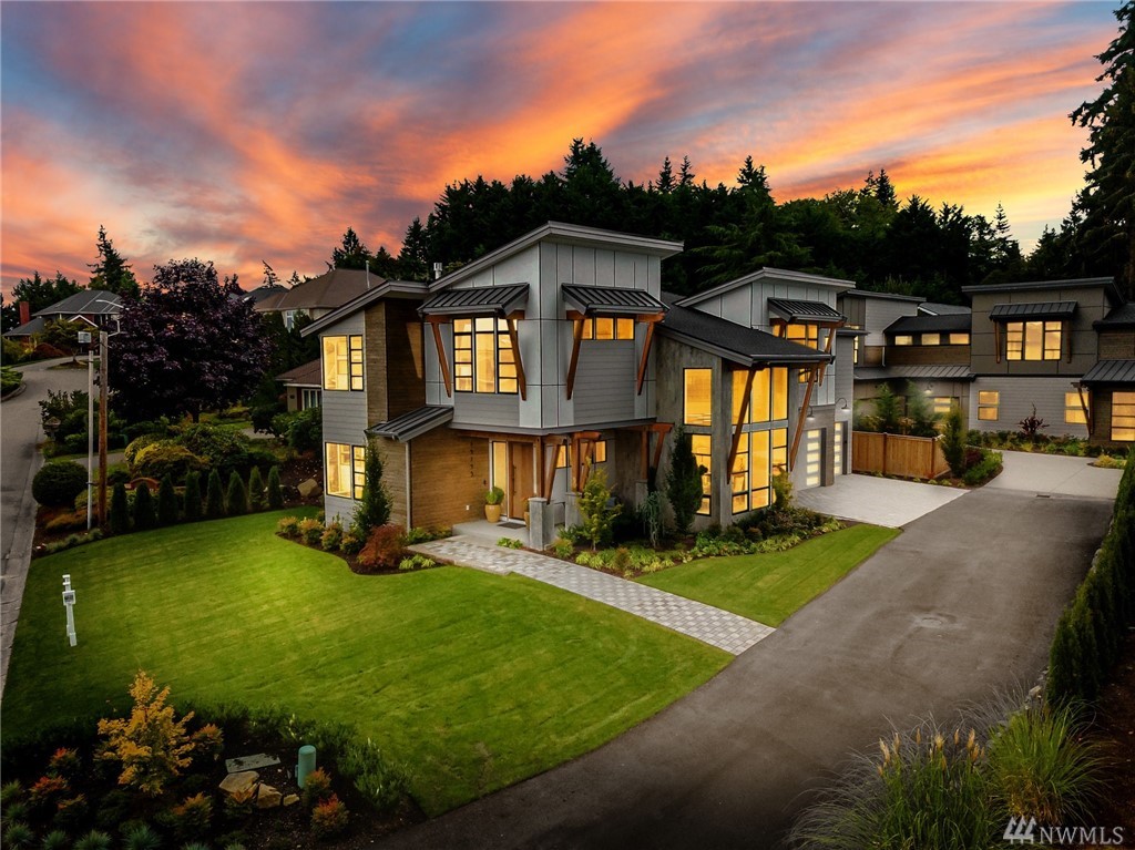 15755 SE 45th Pl Bellevue WA 98006