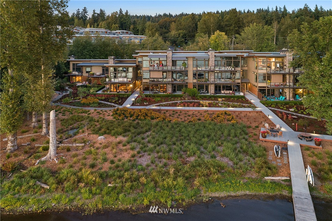 4311 E Lake Sammamish Pkwy SE Issaquah WA 98029