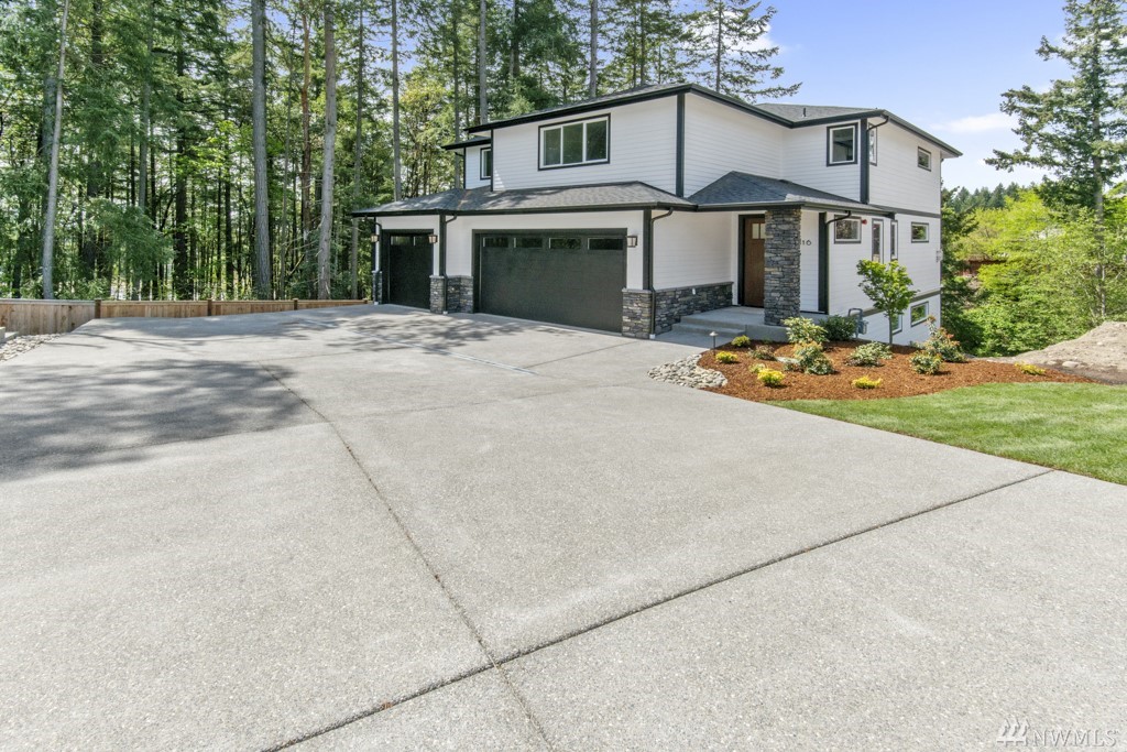 6816 58th St Ct W Unit  University Place WA 98467