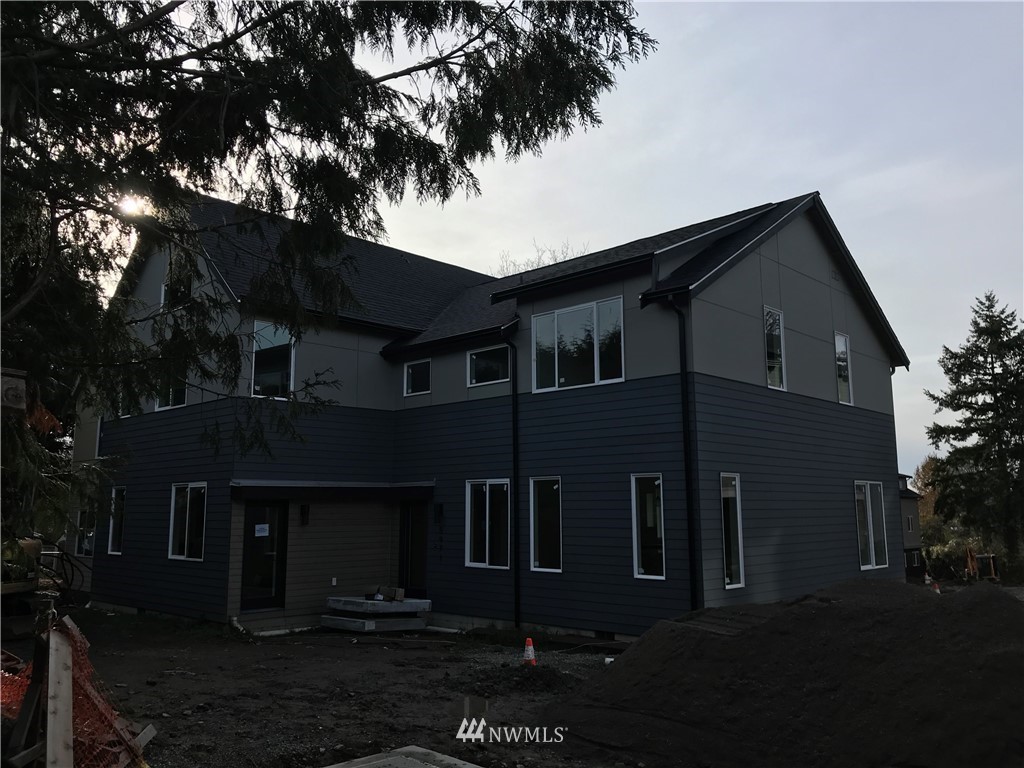 5971 22nd Ave S Unit  Seattle WA 98108
