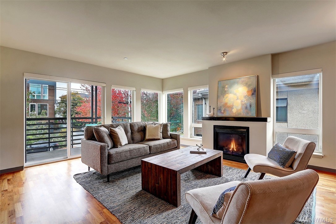 4217 Fremont Ave N Unit 3 Unit 3 Seattle WA 98103