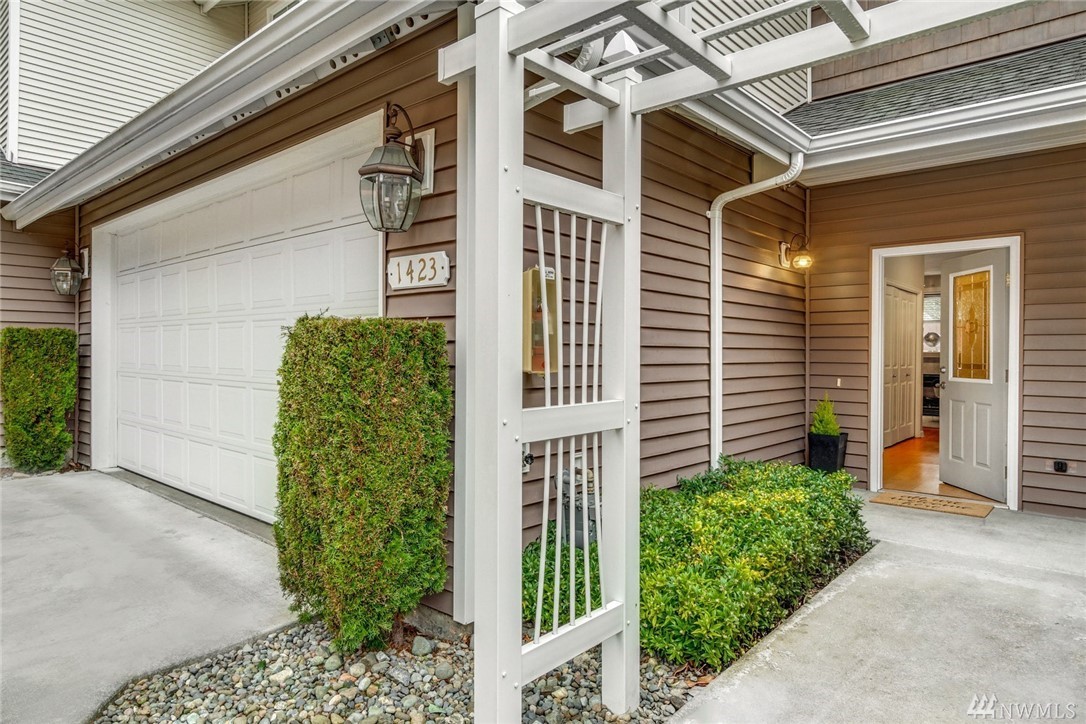 1423 NE 166th Ct Unit 11 Unit 11 Shoreline WA 98155
